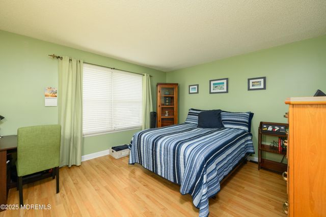 702 Bluebell Drive, Jackson, NJ 08527