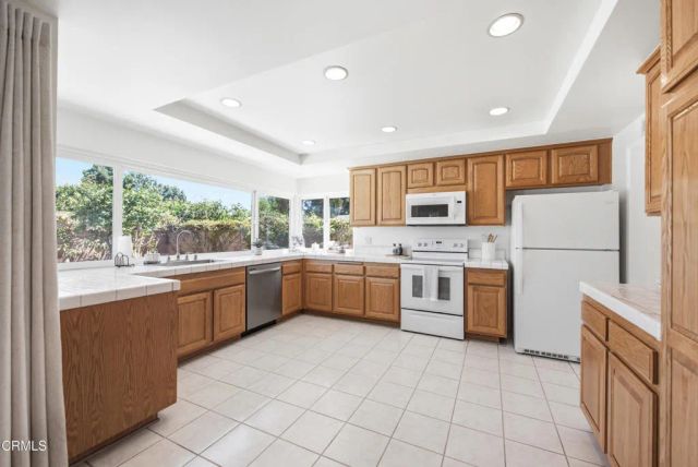 2490 N Alden Street, Simi Valley, CA 93065