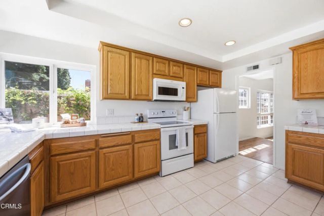 2490 N Alden Street, Simi Valley, CA 93065