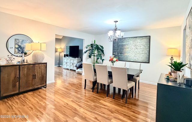 15 Cummings Court, Freehold, NJ 07728