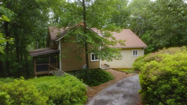 943 Old CCC Rd, Sewanee, TN 37375