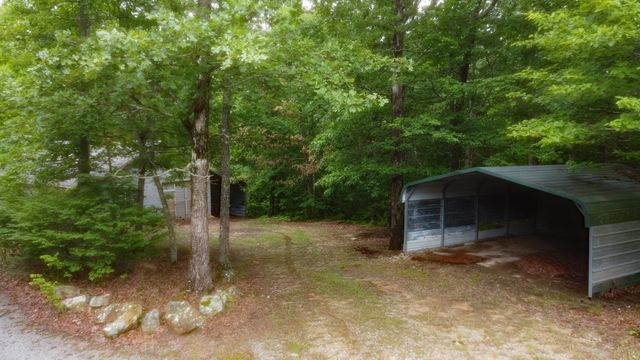 943 Old CCC Rd, Sewanee, TN 37375