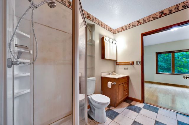 943 Old CCC Rd, Sewanee, TN 37375