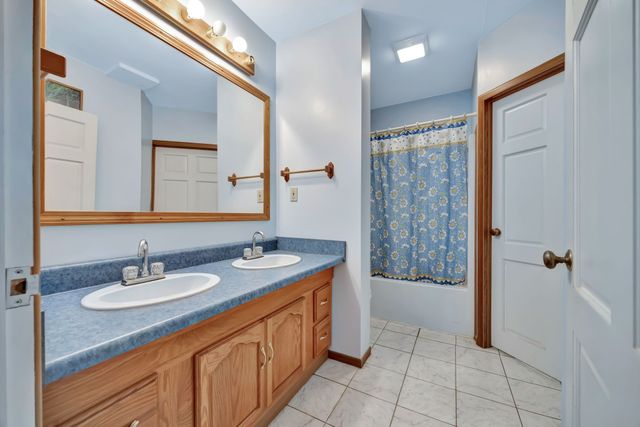 943 Old CCC Rd, Sewanee, TN 37375