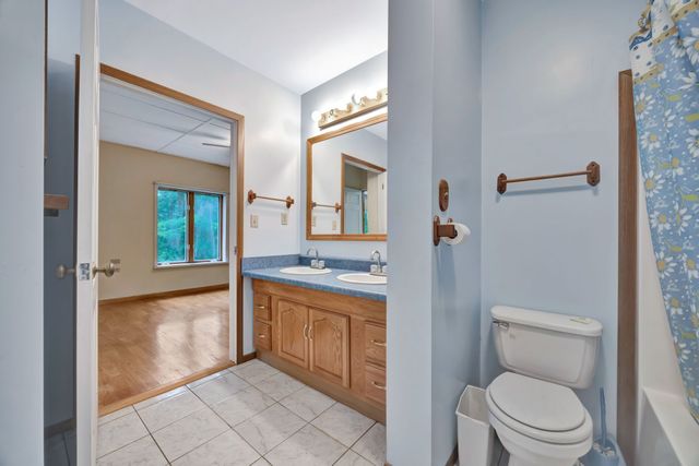 943 Old CCC Rd, Sewanee, TN 37375