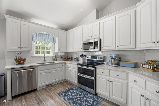 127 Phyllis Drive, Benson, NC 27504