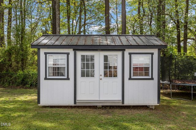 127 Phyllis Drive, Benson, NC 27504