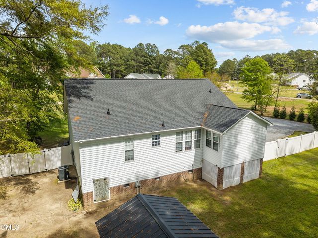 127 Phyllis Drive, Benson, NC 27504
