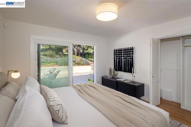 3175 3175 Revere Ave, Oakland, CA 94605