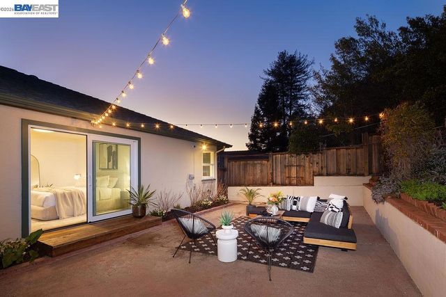 3175 3175 Revere Ave, Oakland, CA 94605