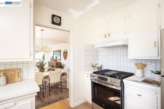 3175 3175 Revere Ave, Oakland, CA 94605