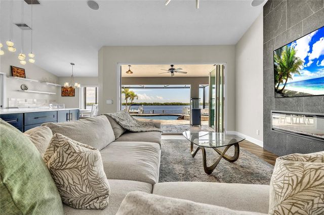 3708 PEACE RIVER DRIVE, Punta Gorda, FL 33983