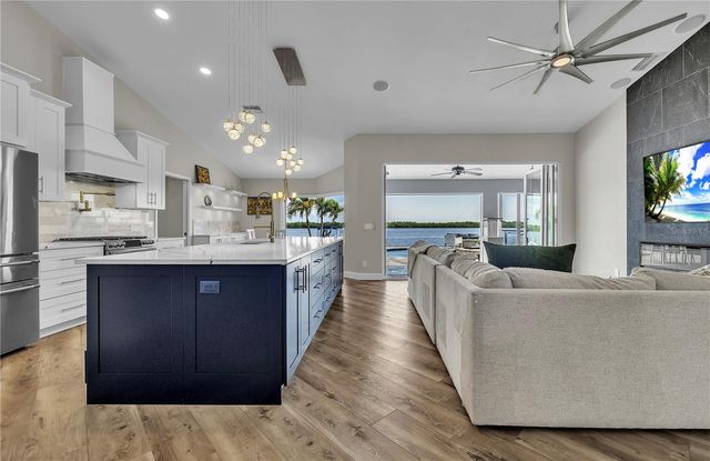 3708 PEACE RIVER DRIVE, Punta Gorda, FL 33983