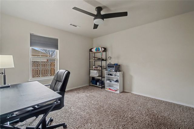 340 W Circle Drive, Fayetteville, AR 72701