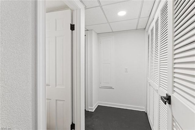 18 Hillcrest DR, Newport News, VA 23606
