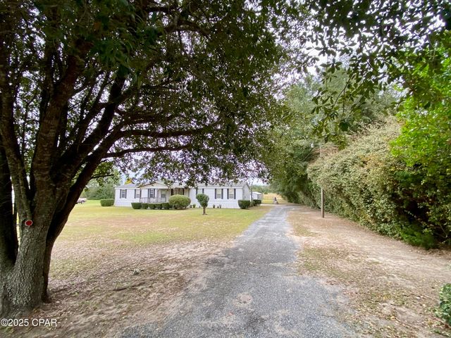 3672 Northside Church Road, Greenwood, FL 32443