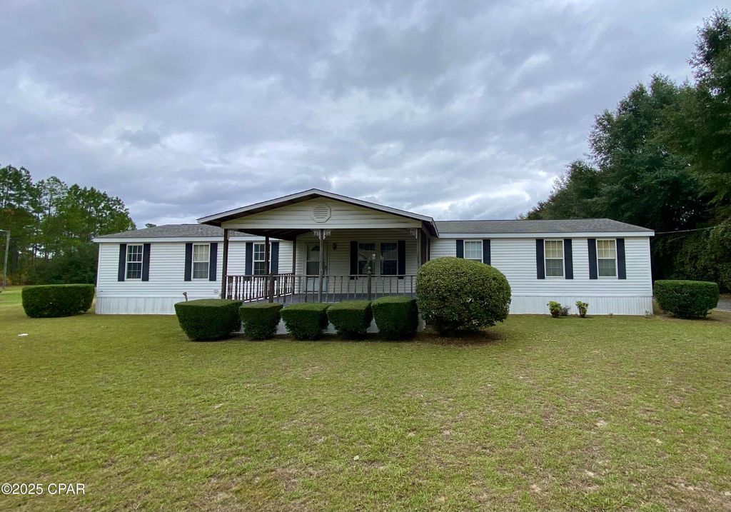 3672 Northside Church Road, Greenwood, FL 32443