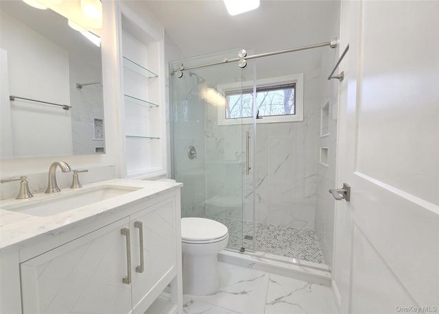 21 Possum Lane, East Setauket, NY 11733