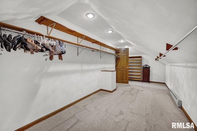 1220 S MAIN Street, Morton, IL 61550