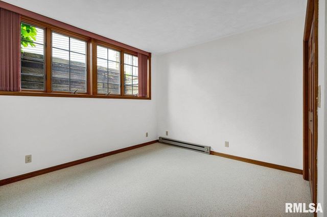 1220 S MAIN Street, Morton, IL 61550