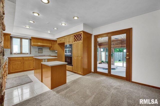 1220 S MAIN Street, Morton, IL 61550