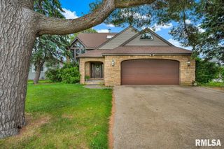 1220 S MAIN Street, Morton, IL 61550