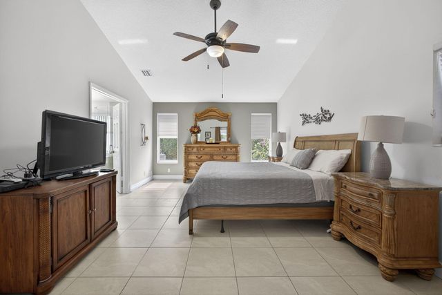 205 Bent Tree Drive, Palm Beach Gardens, FL 33418