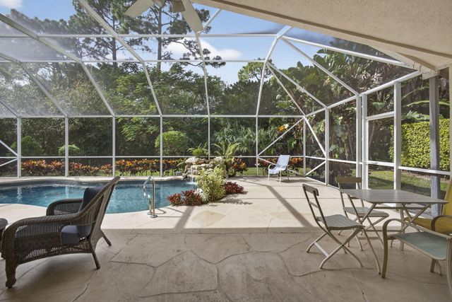 205 Bent Tree Drive, Palm Beach Gardens, FL 33418