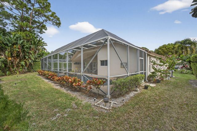 205 Bent Tree Drive, Palm Beach Gardens, FL 33418