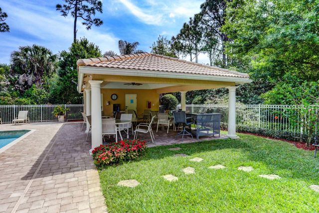 205 Bent Tree Drive, Palm Beach Gardens, FL 33418