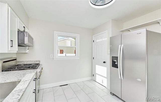 225 N Duchesne Drive, St Charles, MO 63301