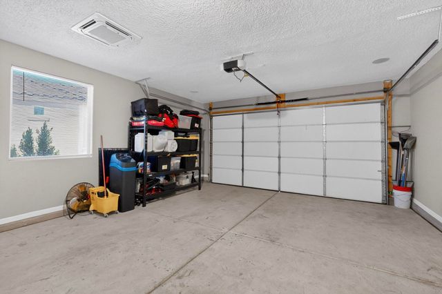 1200 Vallecito Loop NW, Los Lunas, NM 87031