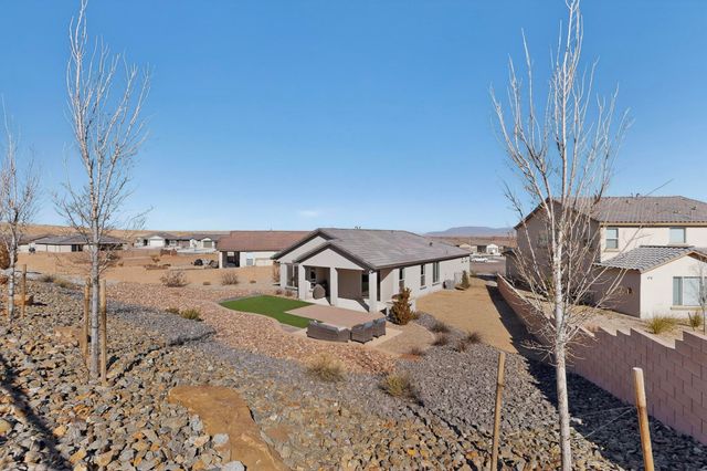 1200 Vallecito Loop NW, Los Lunas, NM 87031