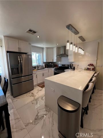 41060 158th Street, Lake Los Angeles, CA 93535