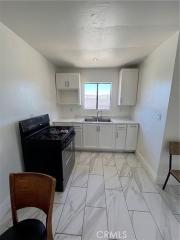 41060 158th Street, Lake Los Angeles, CA 93535