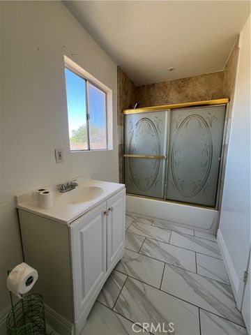 41060 158th Street, Lake Los Angeles, CA 93535