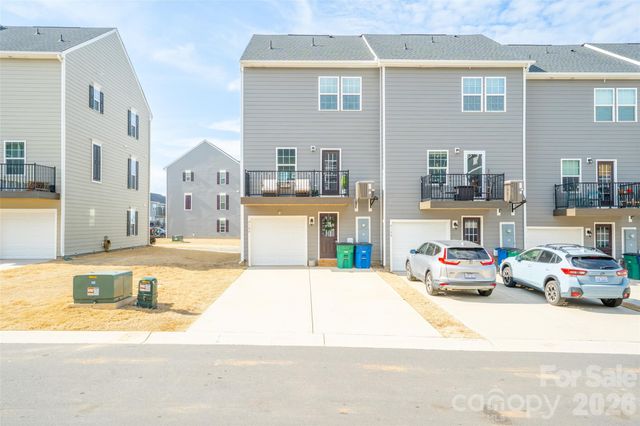 2102 Trout Lily Lane, Matthews, NC 28104