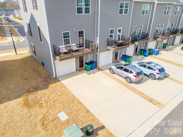 2102 Trout Lily Lane, Matthews, NC 28104