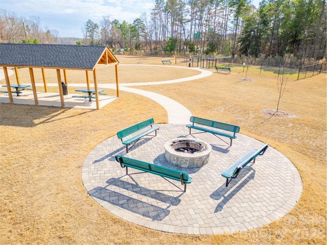 2102 Trout Lily Lane, Matthews, NC 28104