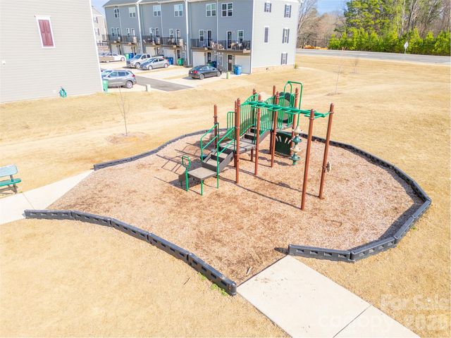 2102 Trout Lily Lane, Matthews, NC 28104