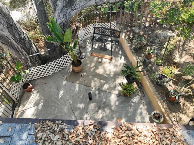 2567 E Chevy Chase, Glendale, CA 91206