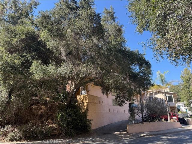 2567 E Chevy Chase, Glendale, CA 91206