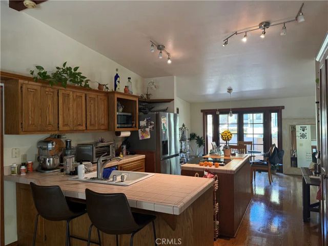 2567 E Chevy Chase, Glendale, CA 91206