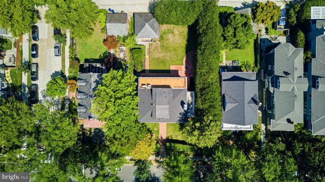 3811 FULTON ST NW, Washington, DC 20007