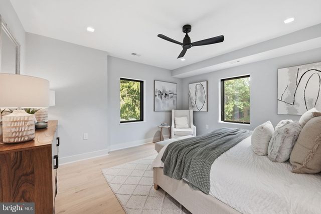 3811 FULTON ST NW, Washington, DC 20007
