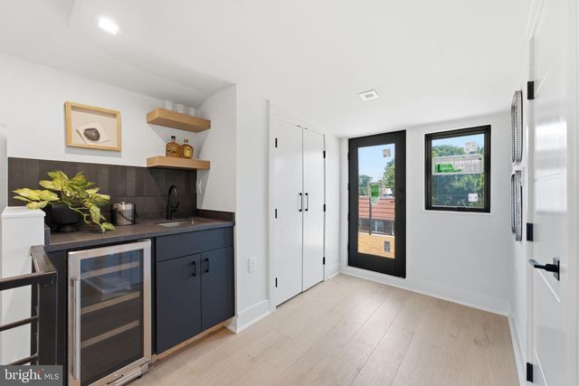 3811 FULTON ST NW, Washington, DC 20007
