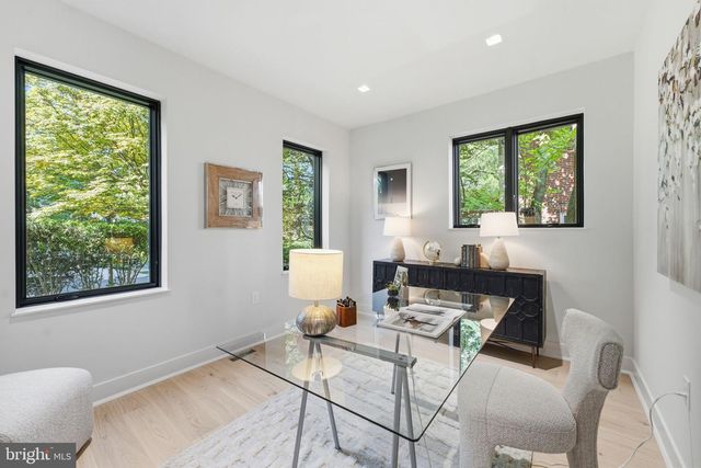 3811 FULTON ST NW, Washington, DC 20007