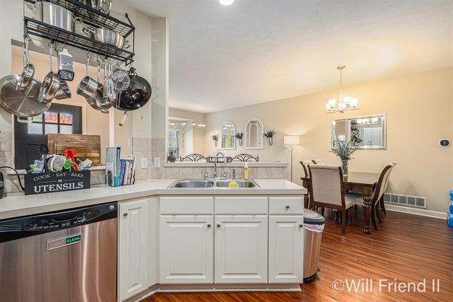 4314 St Annes Avenue 13, Kentwood, MI 49512