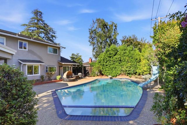 20234 Edinburgh Drive, Saratoga, CA 95070