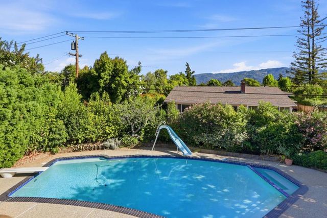 20234 Edinburgh Drive, Saratoga, CA 95070